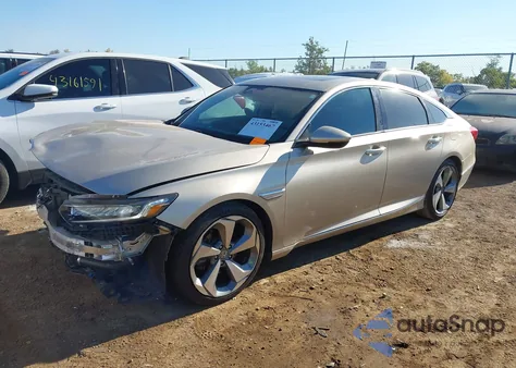 2018 Honda Accord Touring 2.0T z USA, uszkodzony, nr VIN 1HGCV2F98JA032613